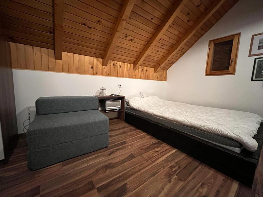 Cesargradska Klet Apartment Тухей Екстериор снимка